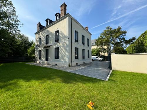 L'étoile de Seine 77 Appartement 4 (L'etoile de Seine 77 Appartement 4) in Дамарі-ле-Лис