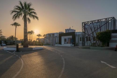 Delfina Beach Hotel - main image