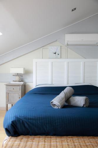 Duplex climatisé avec terrasse vue mer au pied de la plage