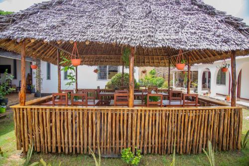 Exterior view, La Casa Preciosa in Tanga in Tanga