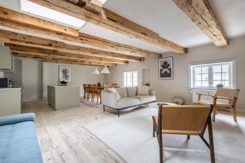 City Apartment With Exposed Ceiling Beams, Kopenhagen (Foto 7)