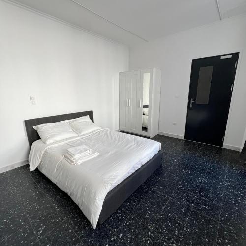 Suite studio entier St Charles, Canebiere, Vieux-Port Appartement, Marseille (photo 9)