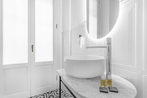 Montello Suites Foresteria Lombarda Room Type - Deluxe Double Room
