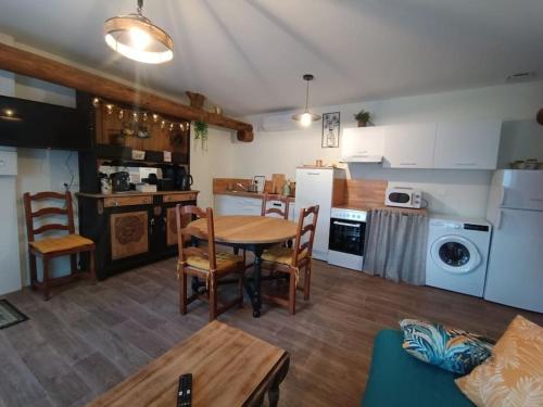 köök, Évasion rustique et confortable (Evasion rustique et confortable) in Bignicourt-sur-Saulx