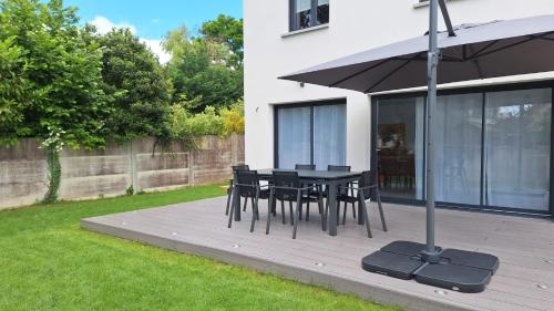 Градина, Sweet Home Maison entière (Sweet Home Maison entiere) in Таверни