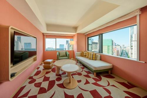 room detail thumbnail 1