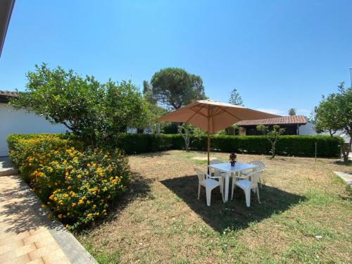 Garden, A Casa di Alfredo Depandance in villa in Other