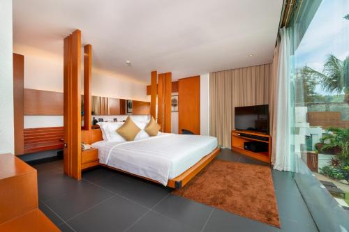 room detail thumbnail 1