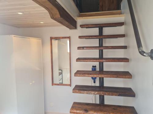 Lantligt boende i magasin in Motala