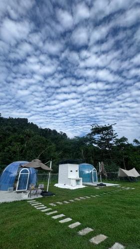 The Starry Dome Family Room 2A 2K The Starry Dome Family Room 2A 2K