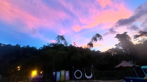 The Starry Dome Family Room 2A 2K The Starry Dome Family Room 2A 2K