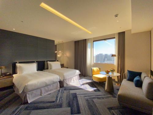 2 twin beds