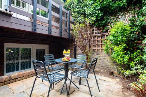 Rare 4beds Townhouse in Kensington with Patio - image 8