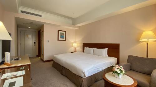 2 twin beds