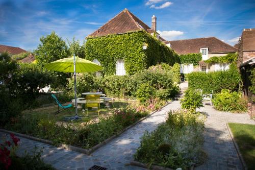 . Aux Charmes de Maintenon