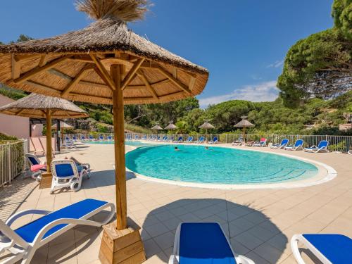 Apartment Les Eucalyptus-12 by Interhome - Location saisonnière - Fréjus