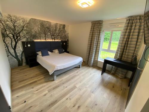 1 queen bed