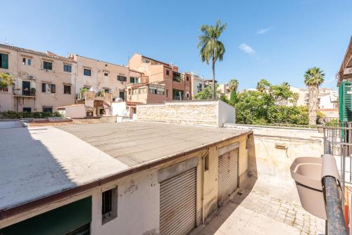 Three-Bedroom Deluxe Apartment room in Dasaro