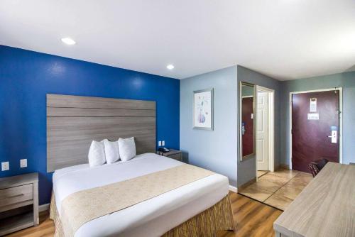 Rodeway Inn & Suites Port Arthur - Groves in Port Arthur, USA