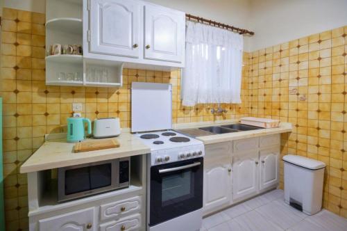 Chrysanthy Apartments 5