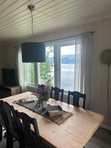 Omgeving, Halsteinsplassen in Kongsberg