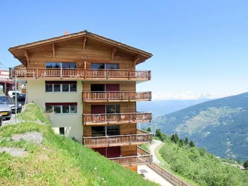 Apartment Les Cîmes 4 by Interhome in Les Collons, Schweiz