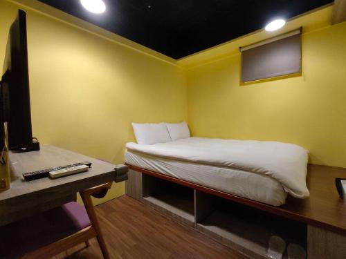 Economy Double Room room in Bon Hotel Taipei