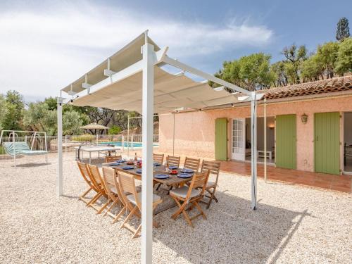 Mas des Chênes – Port Grimaud/Grimaud, ID