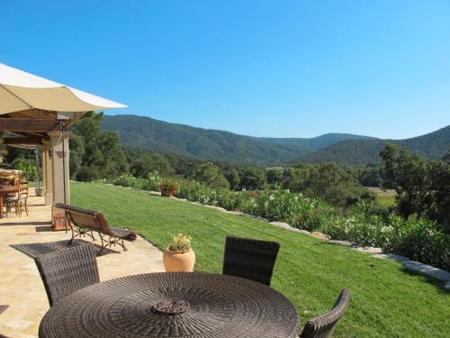 Holiday Home Le Mas de la Roche by Interhome in La Mole