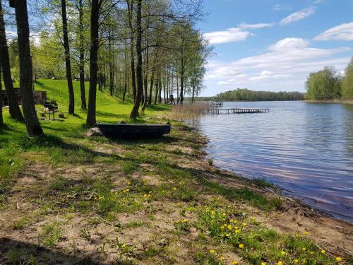 Pirtis su ežero pakrante Trakai (Pirtis su ezero pakrante Trakai) in Trakai