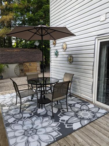 ทัศนียภาพภายนอกโรงแรม, Suite in the Bush-Private Apartment in แบนครอฟท์ (ออนตาริโอ)