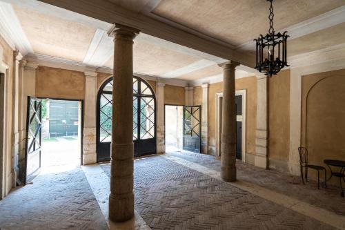 Palazzo delle Guglie by Postcardsfrom 4