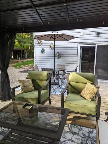 ทัศนียภาพภายนอกโรงแรม, Suite in the Bush-Private Apartment in แบนครอฟท์ (ออนตาริโอ)