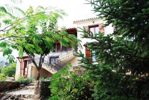 Hanna House - Accommodation - Kato Trikala Korinthias