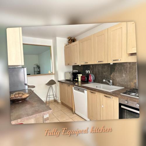 Зручності, LE DUPLEX CHESSY - Jardin - Netflix - 2 Parkings - Mon Séjour à Disneyland (LE DUPLEX CHESSY - 15min From Disneyland - 2 Private Parkings - Garden - KingSize & QueenSize Bed - ) in Шессі
