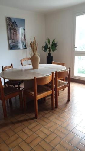 บริการและสิ่งอำนวยความสะดวก, Maison de ville 102m2 3 chambres in มอนติกนี่ เลอ เบรตันโน