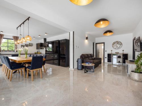 Holiday Home Villa Venezia by Interhome in เซเร