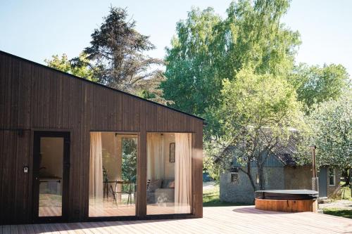 . Paluküla Saunad tiny house Kadaka - sauna, hot tub