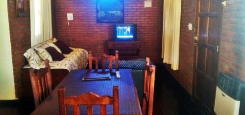 Hotel Mirasierras – Merlo, ND