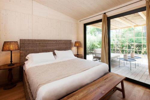 Resort & Glamping Terre di Sacra in Toscana in Капальбіо