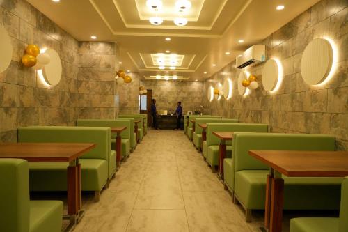 Restorāns, Hotel El Lujo in Palanpur (Gujarat)