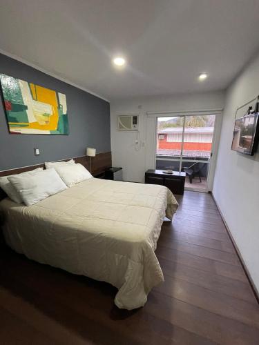 Double Room image 4