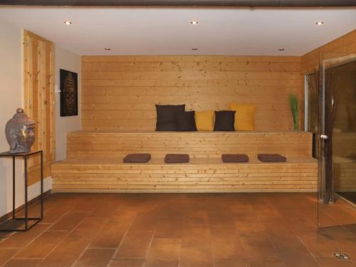 Apartment Cor des Alpes 2 by Interhome in Нанда