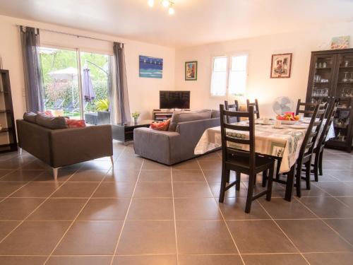 Holiday Home Au Romarin by Interhome in Bagnols-en-Foret