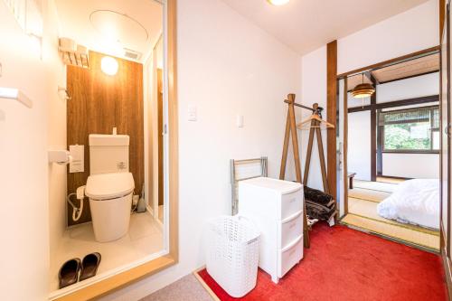 Double Room image 3