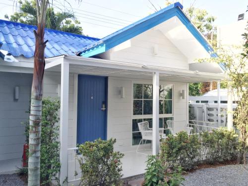 room detail thumbnail 1