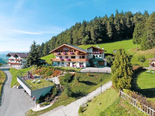 Apartment Ornella-3 by Interhome, Ortisei