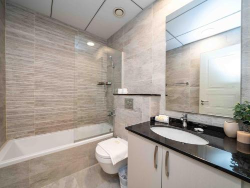 LUXFolio Retreats - Elegant Getaway - image 12
