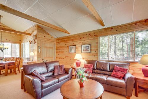 Hike and ATV Secluded Happy Jack Cabin with Deck