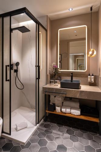 H10 Palacio Colomera - image 2